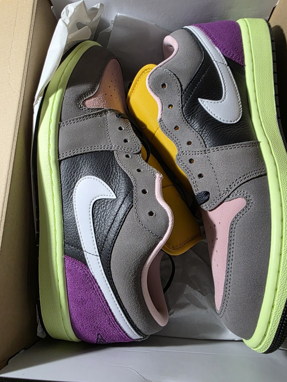 Jordan 1 Low-"Tokyo Biohack" Pink, Yellow, Black, Purple, Gray Size 11m. - Picture 6 of 7